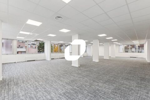 Bureaux - A LOUER - 322 m&sup2; non divisibles 12075 75013 Paris