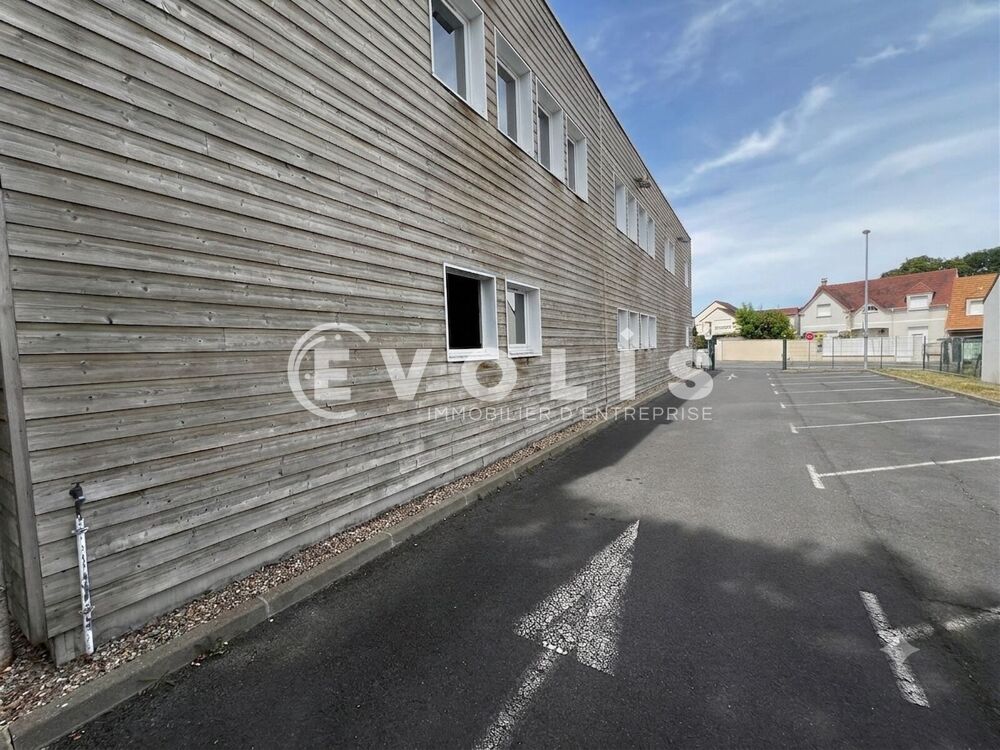   Locaux d'activité - A VENDRE - 520 m² non divisibles Gometz le chatel