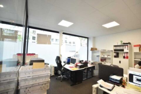 DROITE - 110 m&sup2; non divisibles 4500 75011 Paris