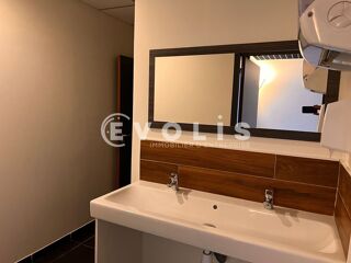   Bureaux - A LOUER - 325 m² non divisibles Lyon 9