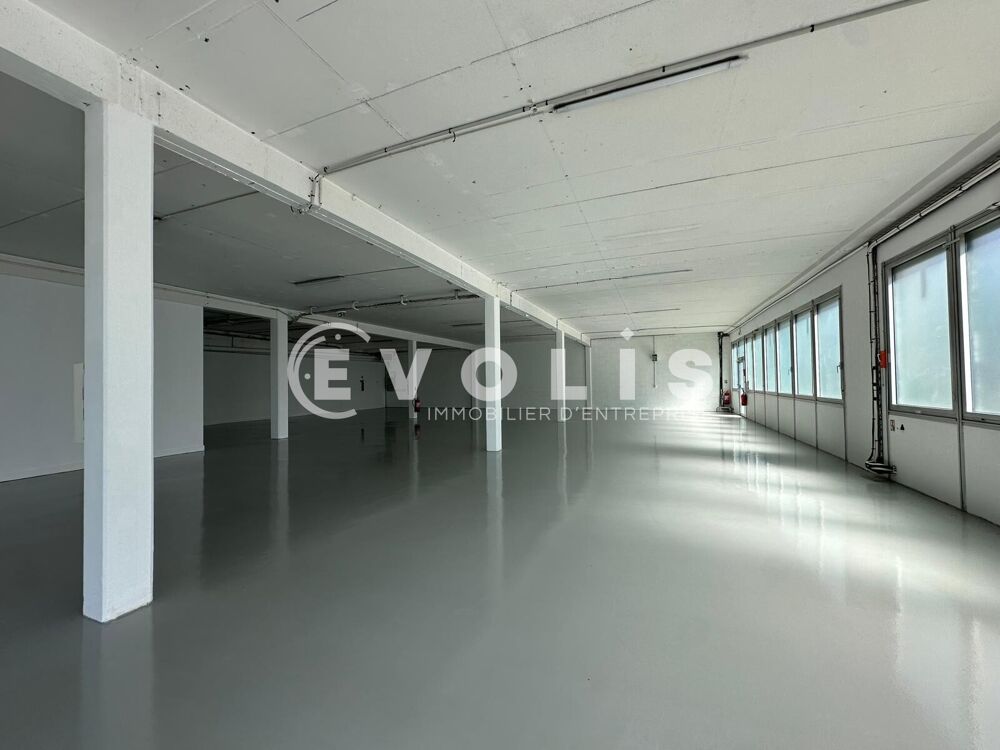   Bureaux - A LOUER - 1 015 m² divisibles à partir de 196 m² Gennevilliers
