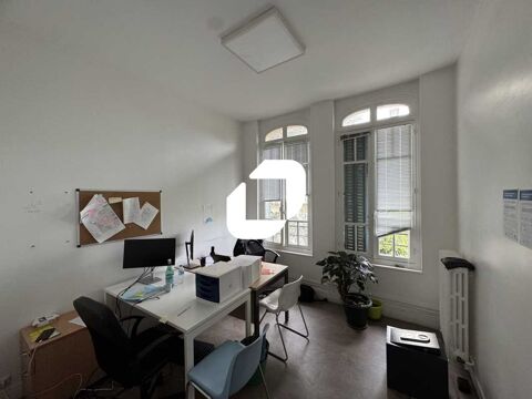 Bureaux - A LOUER - 154 m&sup2; non divisibles 2600 92240 Malakoff