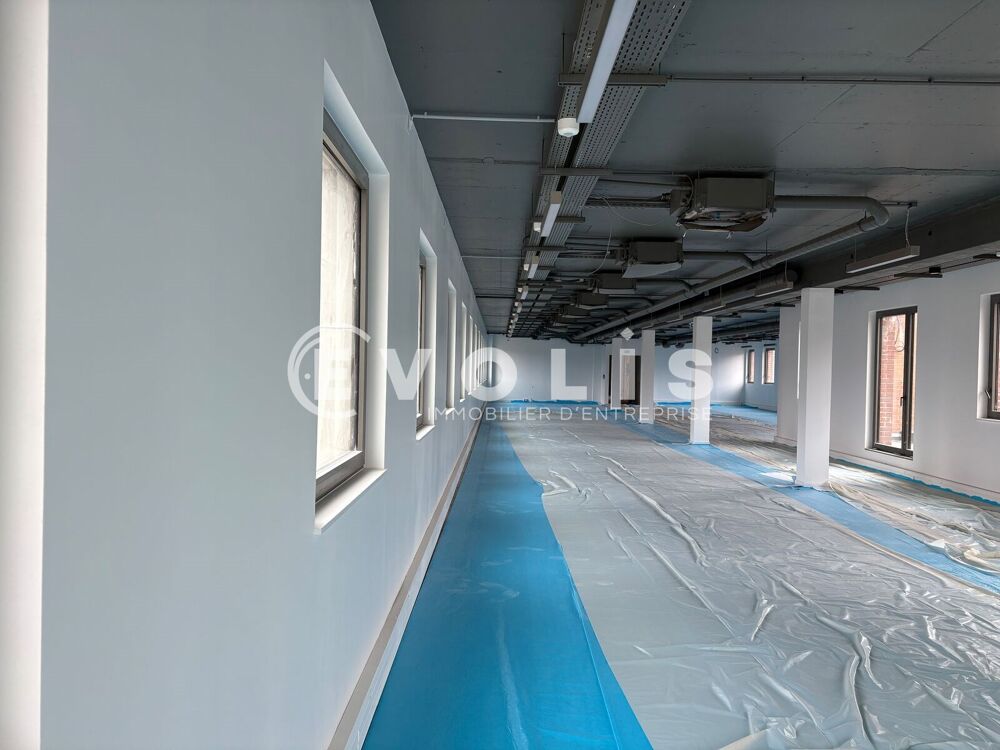   Bureaux - A LOUER - 2 787 m² divisibles à partir de 458 m² Lille