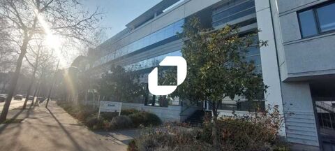 Au pied du RER - 1&nbsp;886 m&sup2; divisibles &agrave; partir de 320 m&sup2; 40263 93210 Saint denis