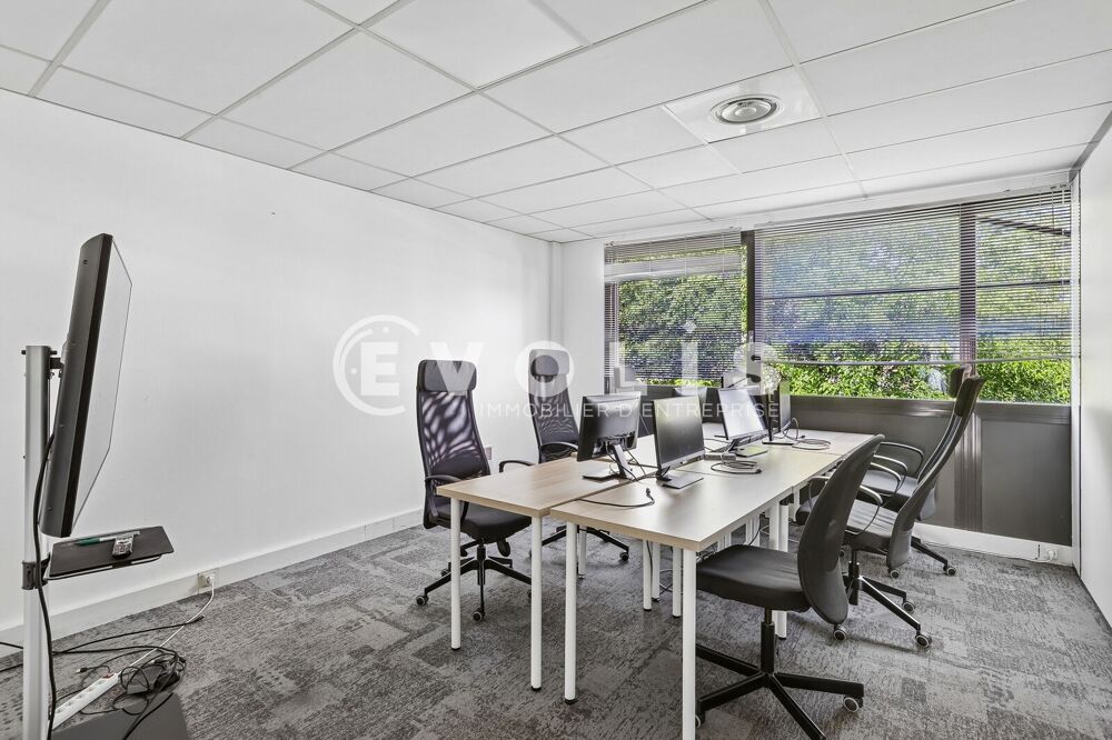   Bureaux - A VENDRE - 250 m² non divisibles Bron