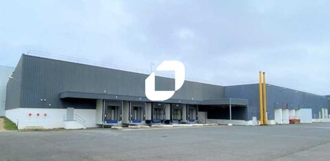 Entrep&ocirc;ts - A LOUER - 10&nbsp;167 m&sup2; non divisibles 34737 45400 Fleury les aubrais