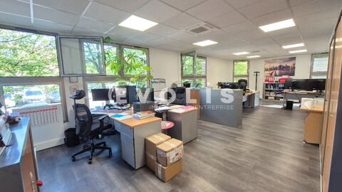 Locaux d'activit&eacute; - A LOUER - 1&nbsp;290 m&sup2; non divisibles 14000 77200 Torcy