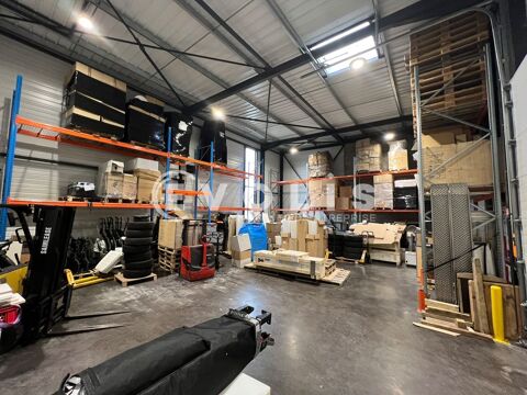 Locaux d'activit&eacute; - A LOUER - 240 m&sup2; non divisibles 2200 69124 Colombier saugnieu