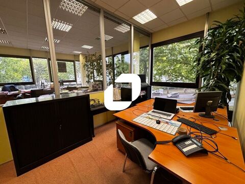 Bureaux - A VENDRE - 161 m&sup2; non divisibles 300000 91000 Evry courcouronnes
