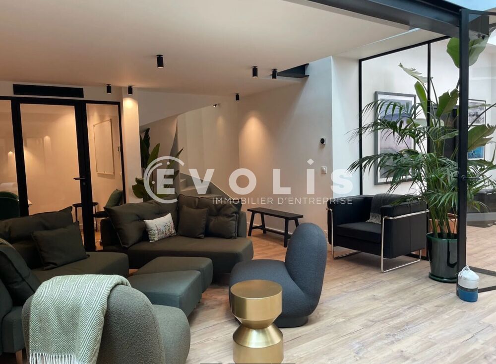   Bureaux - A LOUER - 315 m² non divisibles Paris 12