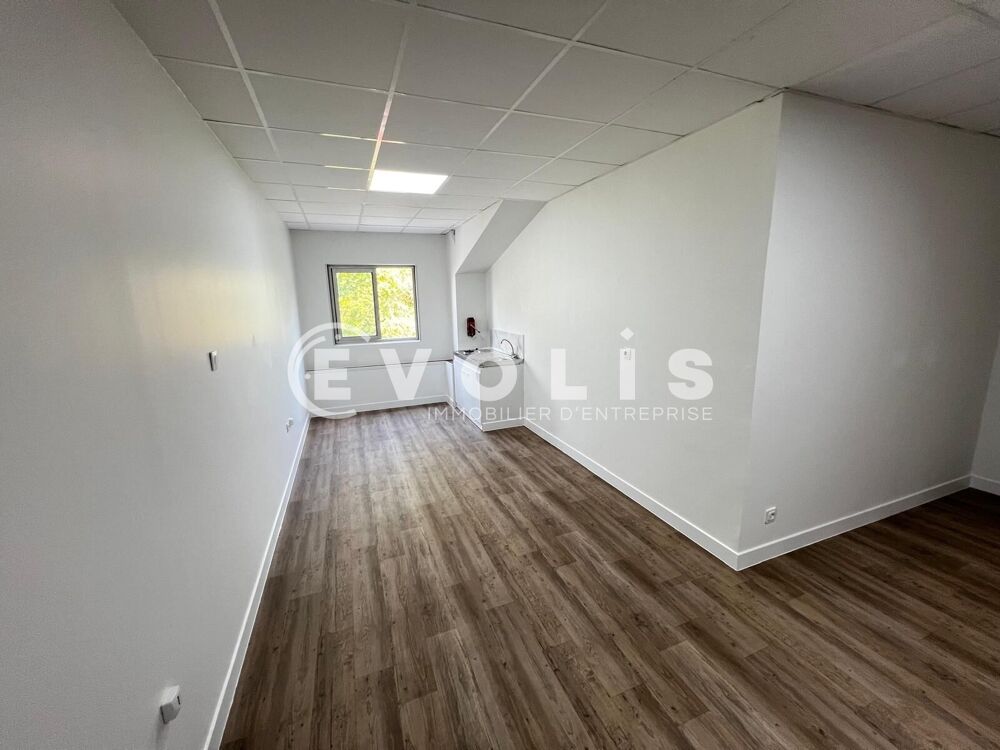   Bureaux - A LOUER - 380 m² divisibles à partir de 28 m² 