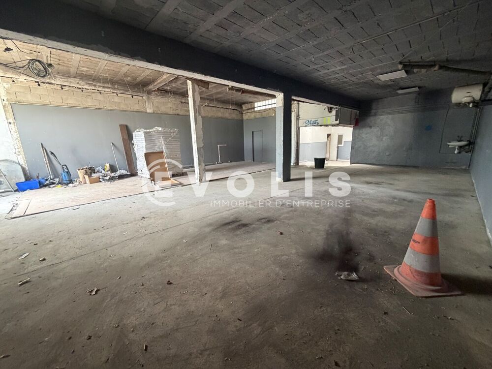   Locaux d'activité - A LOUER - 376 m² divisibles à partir de 123 m² Chevilly larue