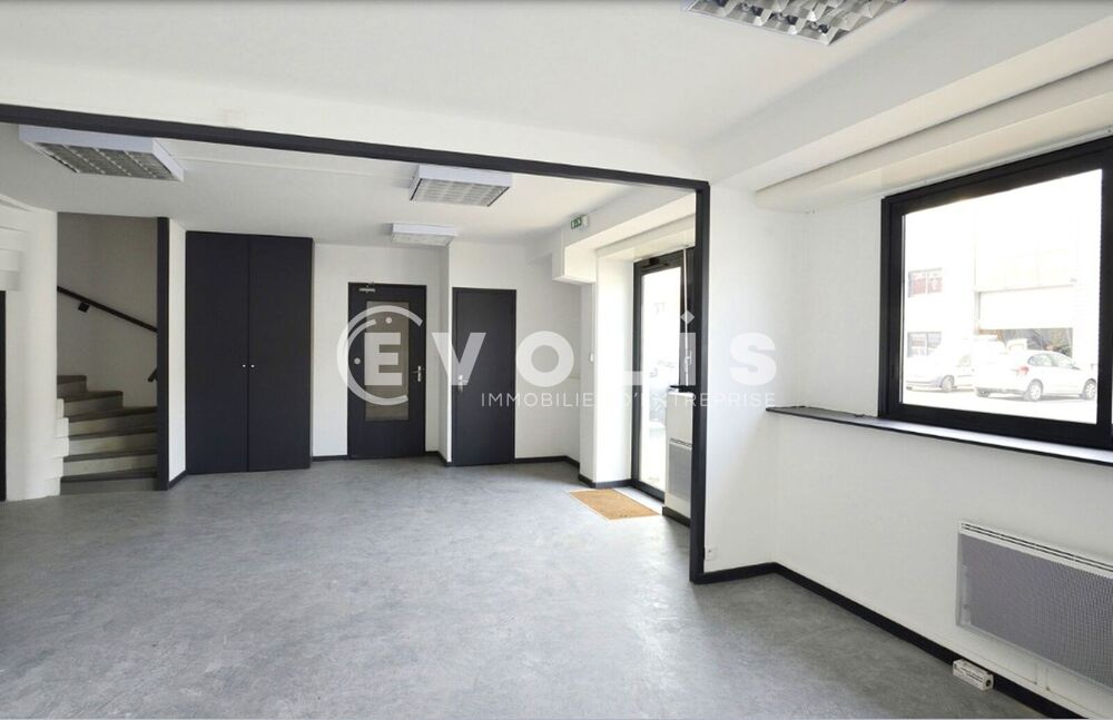   A louer à VILLEURBANNE - 1 227 m² divisibles à partir de 591 m² Villeurbanne
