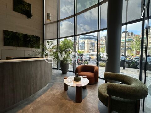   Bureaux - A LOUER - 927 m² divisibles à partir de 411 m² 