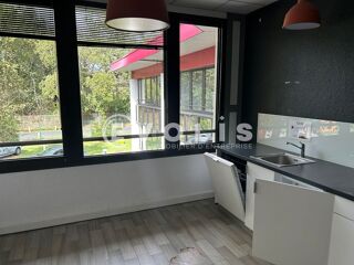   Bureaux - A LOUER - 860 m² divisibles à partir de 110 m² Merignac