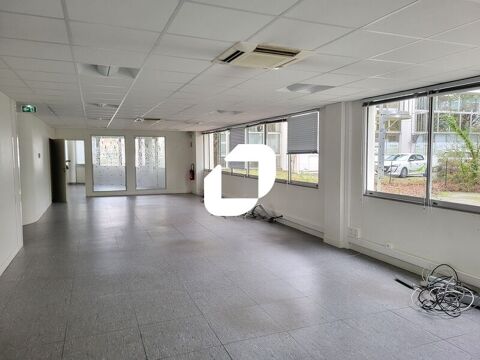 Bureaux - A LOUER - 222 m&sup2; non divisibles 2318 33700 Merignac