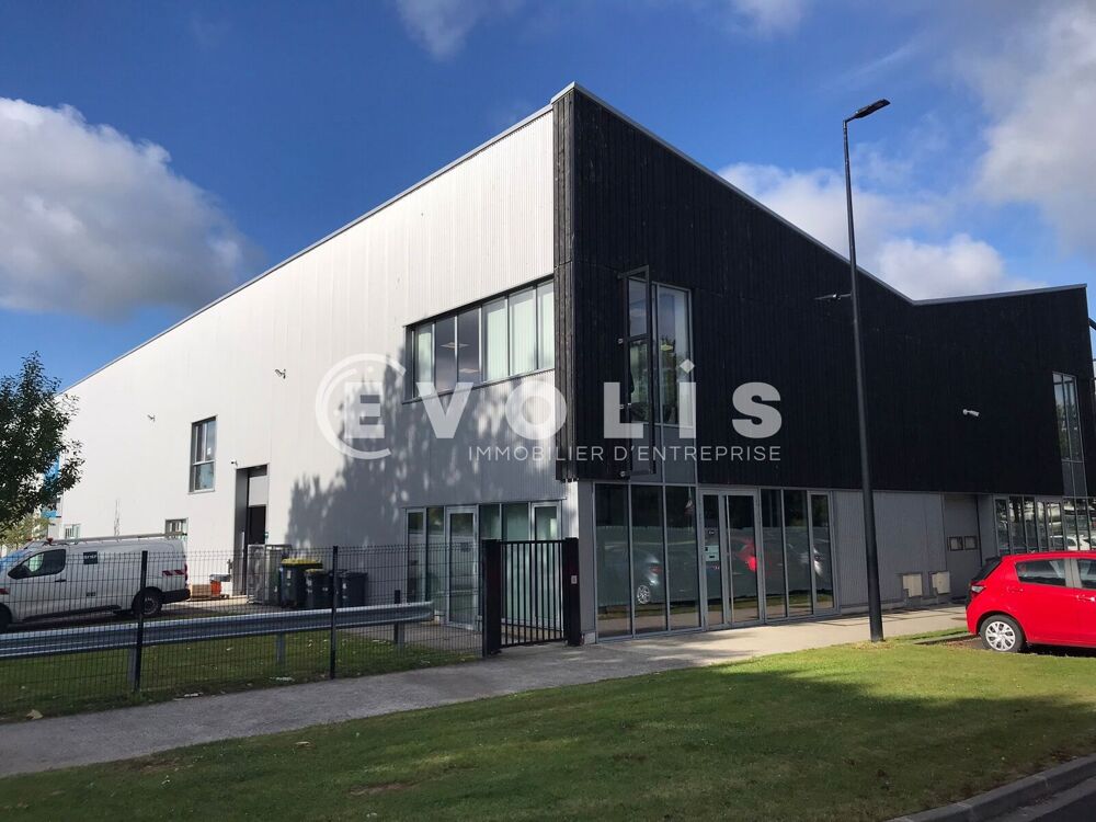   Locaux d'activité - A LOUER - 1 259 m² divisibles à partir de 333 m² 
