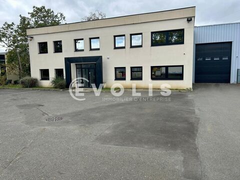 Locaux d'activit&eacute; - A LOUER - 1&nbsp;220 m&sup2; non divisibles 9500 91090 Lisses
