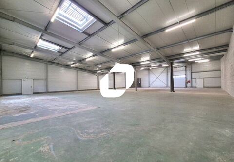 Locaux d'Activit&eacute;s - A LOUER - 588 m&sup2; non divisibles 4667 44800 Saint herblain