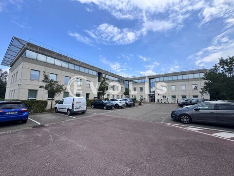 LAKE PARK - 623 m&sup2; divisibles &agrave; partir de 263 m&sup2; 6490 69800 Saint priest