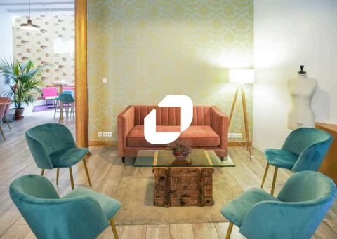 CW Priv&eacute; - A LOUER - 20 Postes 71520 75003 Paris