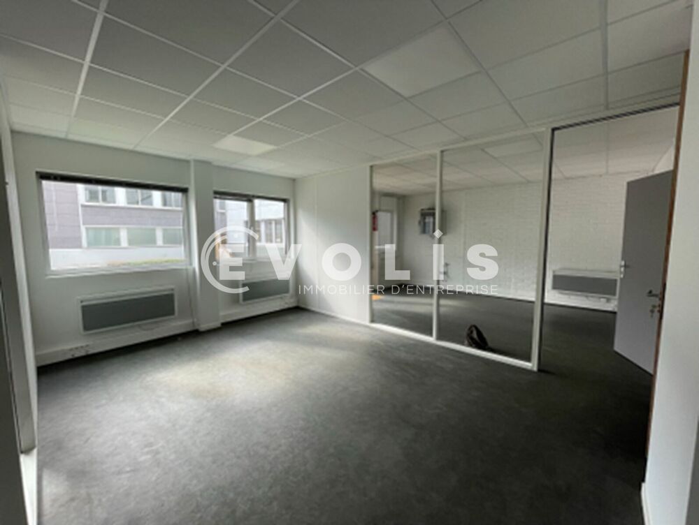   Locaux d'activité - A LOUER - 3 552 m² divisibles à partir de 576 m² Villeneuve d'ascq