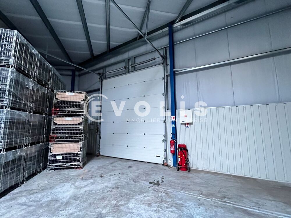   TRES BELLE VISIBILITE A10 - 1 460 m² non divisibles Ambares et lagrave