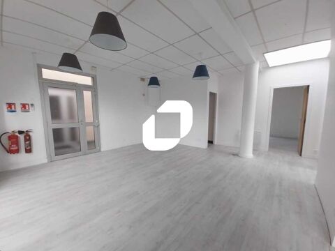 BUREAU EN TRES BON ETAT - 90 m&sup2; non divisibles 975 78180 Montigny le bretonneux