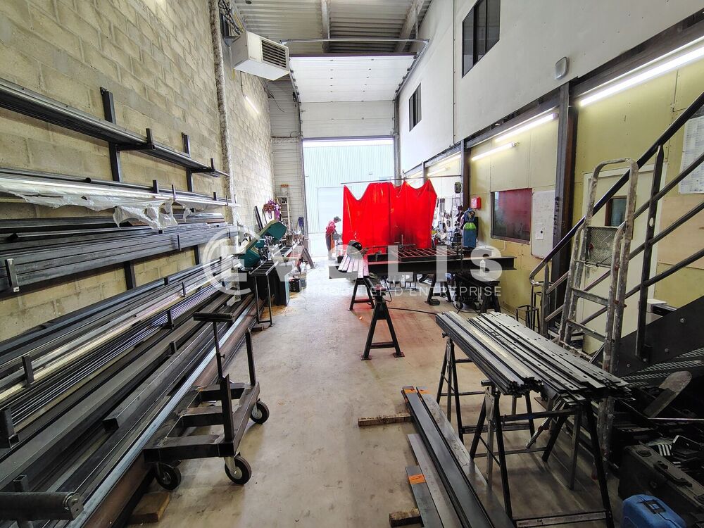   Locaux d'activité - A LOUER - 400 m² non divisibles Villeneuve saint georges