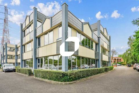 BUREAUX EN RDC - 393 m&sup2; non divisibles 800000 91300 Massy