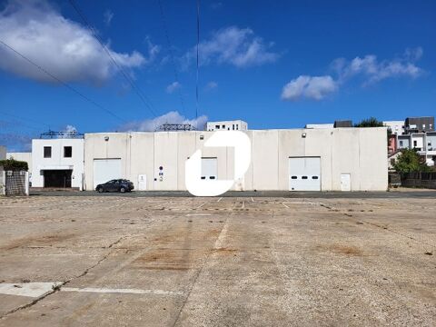 PETITES CELLULES D'ACTIVITES A LA LOCATION - 2&nbsp;670 m&sup2; divisibles &agrave; partir de 600 m&sup2; 34005 94400 Vitry sur seine