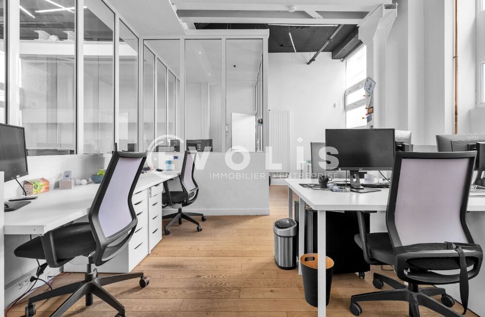   Bureaux - A LOUER - 150 m² non divisibles Paris 11