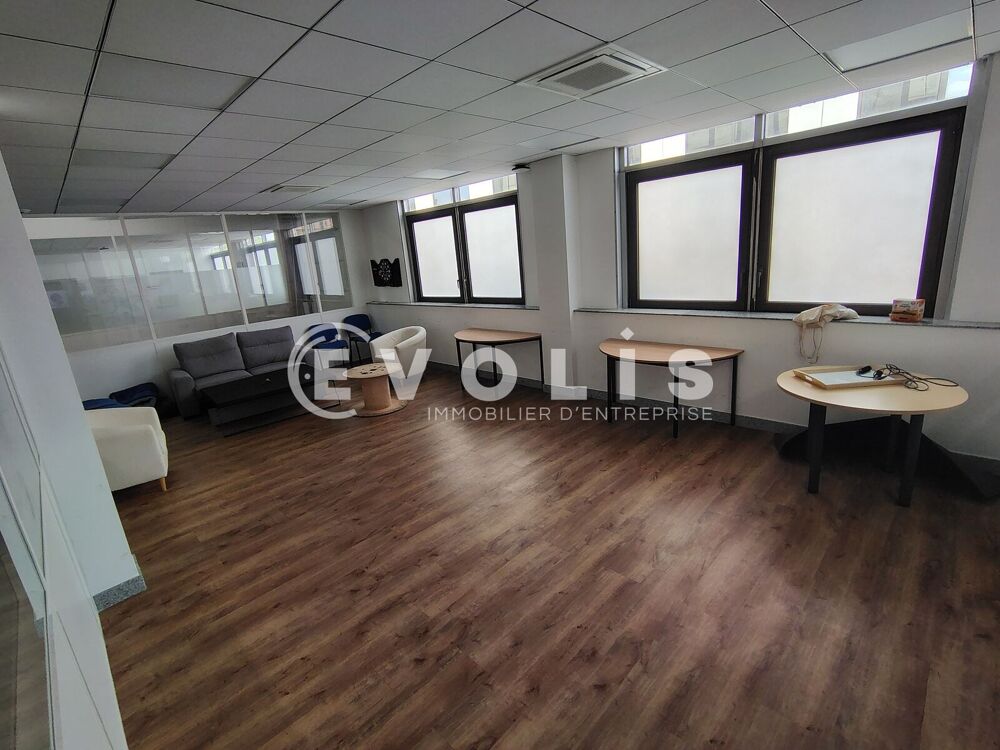   Bureaux - A LOUER - 748 m² non divisibles Fontenay sous bois