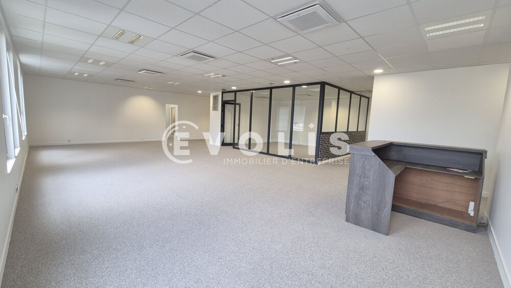   BUREAUX PROCHE GARE - 534 m² divisibles à partir de 165 m² Chessy