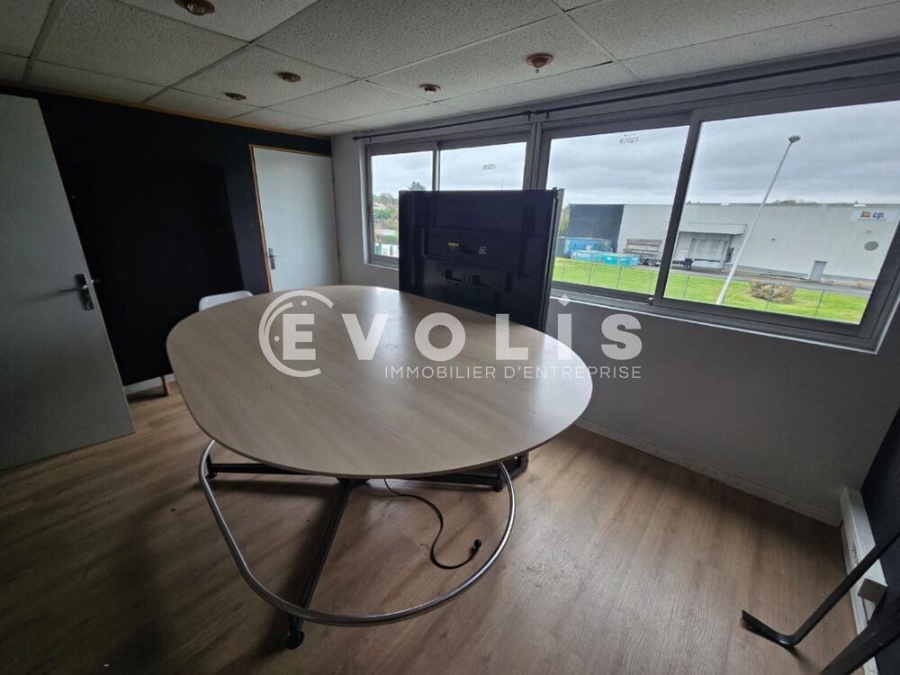   Locaux d'activité - A LOUER - 160 m² Lisses