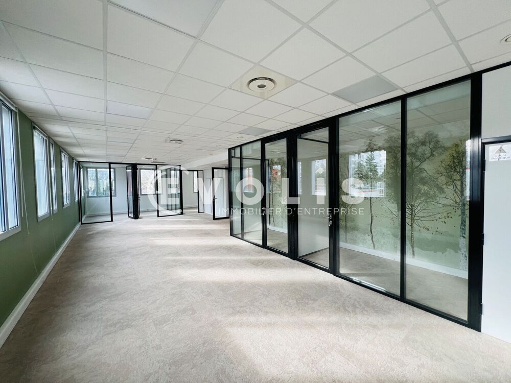   Bureaux - A LOUER - 397 m² divisibles à partir de 133 m² Champs sur marne