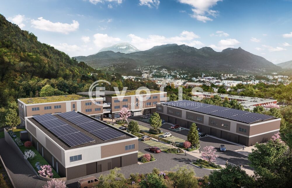   Locaux d'activité - A VENDRE - 1 868 m² divisibles à partir de 120 m² 