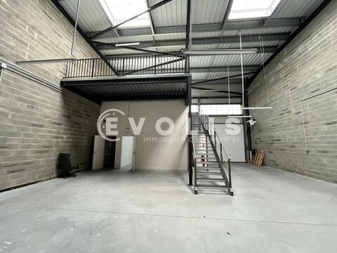 Locaux d'activit&eacute; - A LOUER - 228 m&sup2; non divisibles 1850 33750 Beychac et caillau