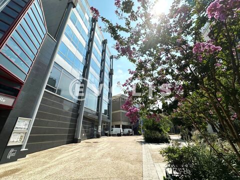 Bureaux - A LOUER - 676 m&sup2; divisibles &agrave; partir de 176 m&sup2; 12917 92130 Issy les moulineaux