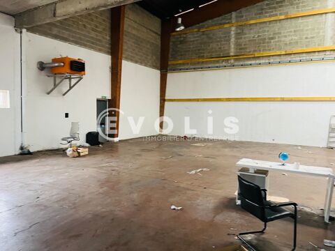 Locaux d'activit&eacute; - A VENDRE - 4&nbsp;547 m&sup2; divisibles &agrave; partir de 320 m&sup2; 7940750 77340 Pontault combault