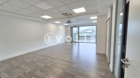 Bureaux - A VENDRE - 400 m&sup2; non divisibles 1060000 77700 Magny le hongre