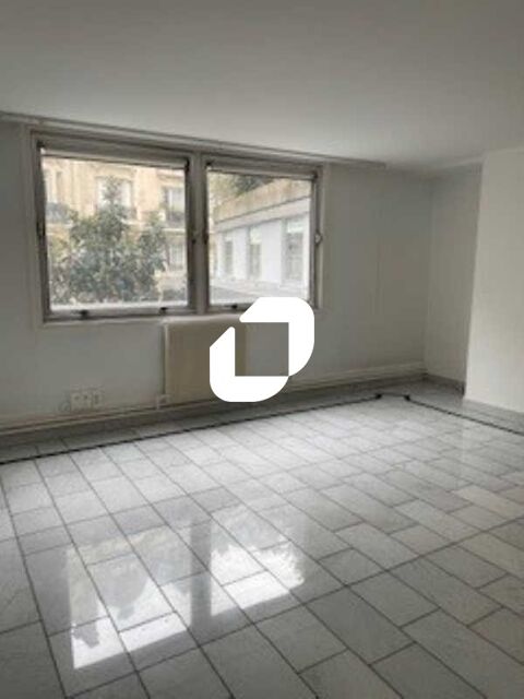 Bureaux - A LOUER - 82 m² non divisibles 2400 75016 Paris