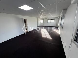   Bureaux - A LOUER - 240 m² divisibles à partir de 50 m² Lisses