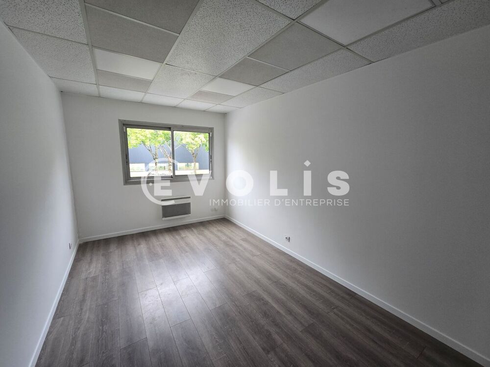   Bureaux - A LOUER - 1 265 m² divisibles à partir de 8 m² Grigny