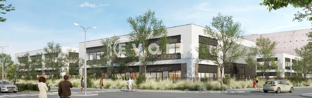   Locaux d'activité - A VENDRE - 3 762 m² divisibles à partir de 353 m² 