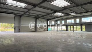   Locaux d'activité - A VENDRE - 880 m² divisibles à partir de 268 m² Avelin