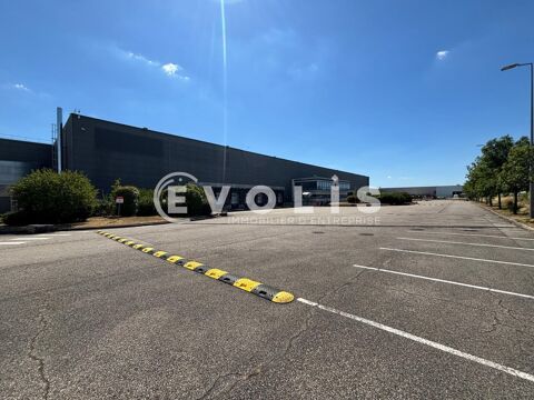   Locaux d'activité - A LOUER - 21 112 m² divisibles à partir de 4 535 m² 