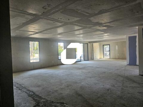 Locaux Commerciaux - A LOUER - 207 m&sup2; non divisibles 3450 34970 Lattes