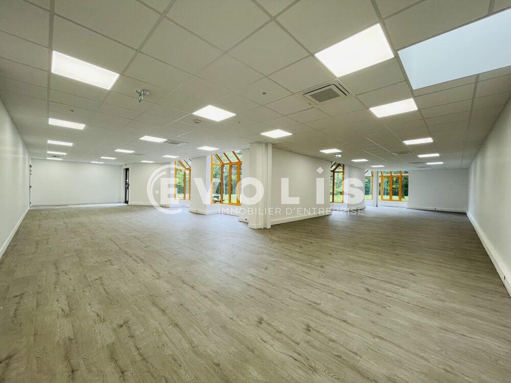   LE PARC AUX VIGNES - 1 155 m² divisibles à partir de 300 m² Croissy beaubourg
