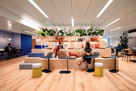 CW Priv&eacute; - A LOUER - 90 Postes 120120 75015 Paris